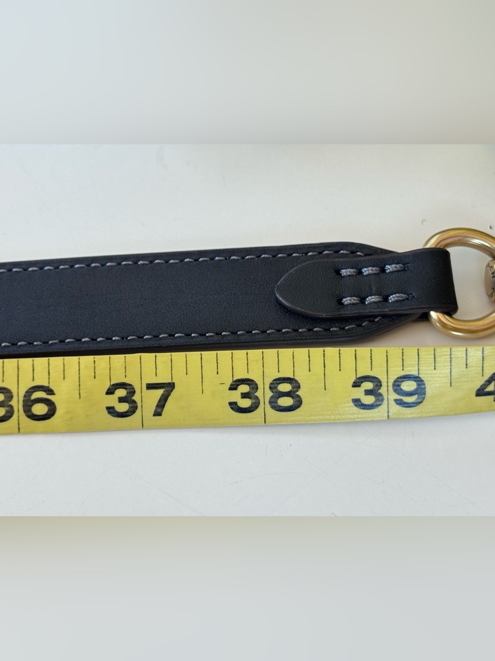 Coach Black Leather Replacement Purse Strap Adjustable Gold Tone Swivel Clips - Picture 9 of 9